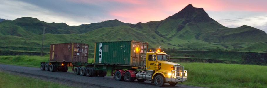 &copy;Rocky Roe Photographics